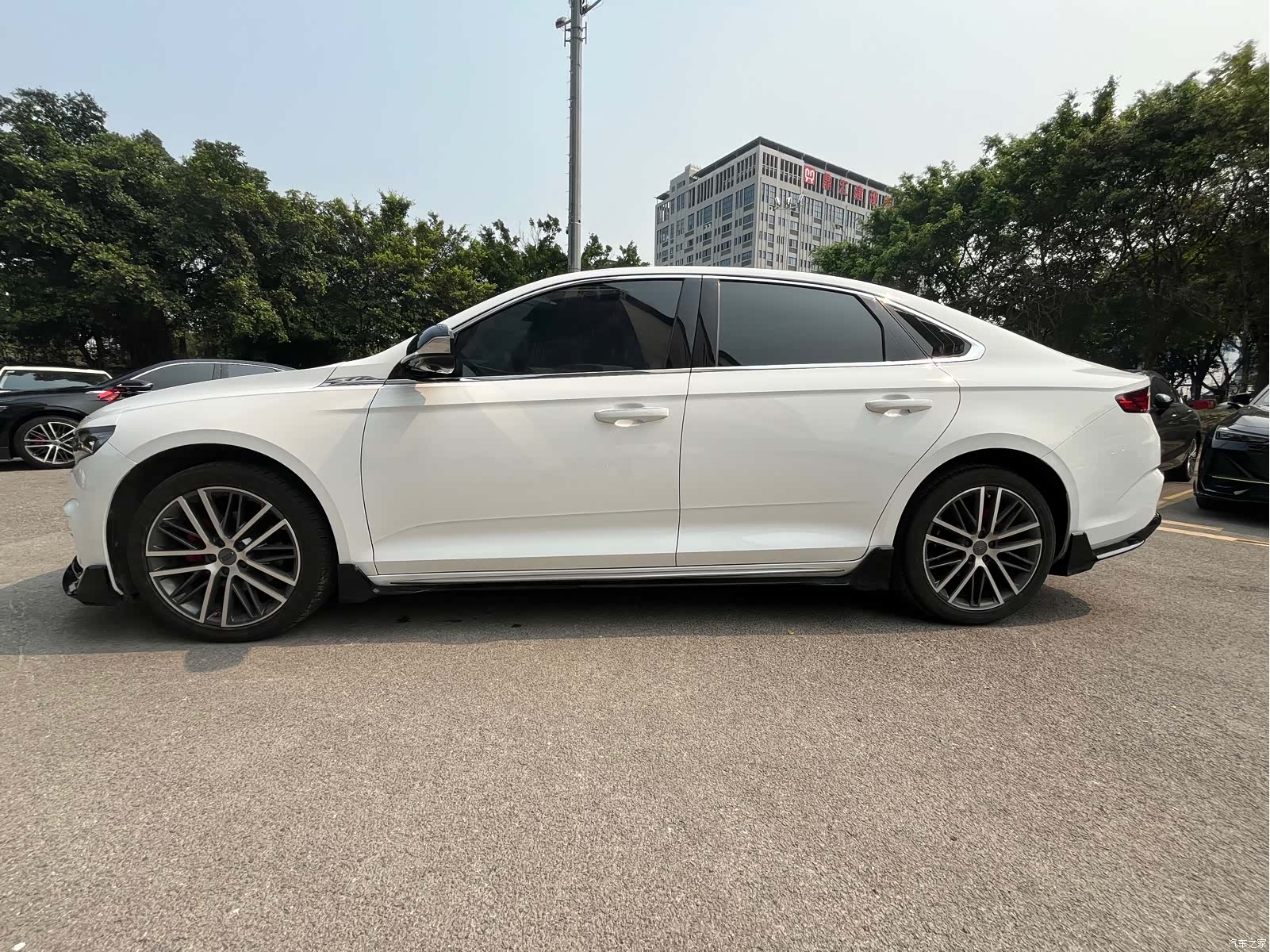 Geely Preface, 2023 4