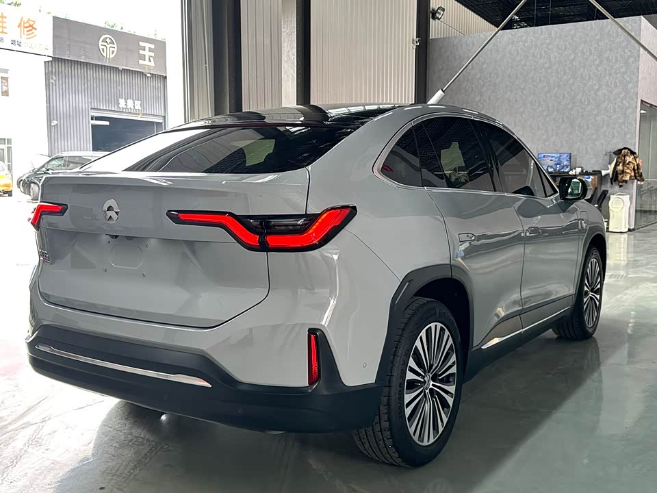 NIO EC6