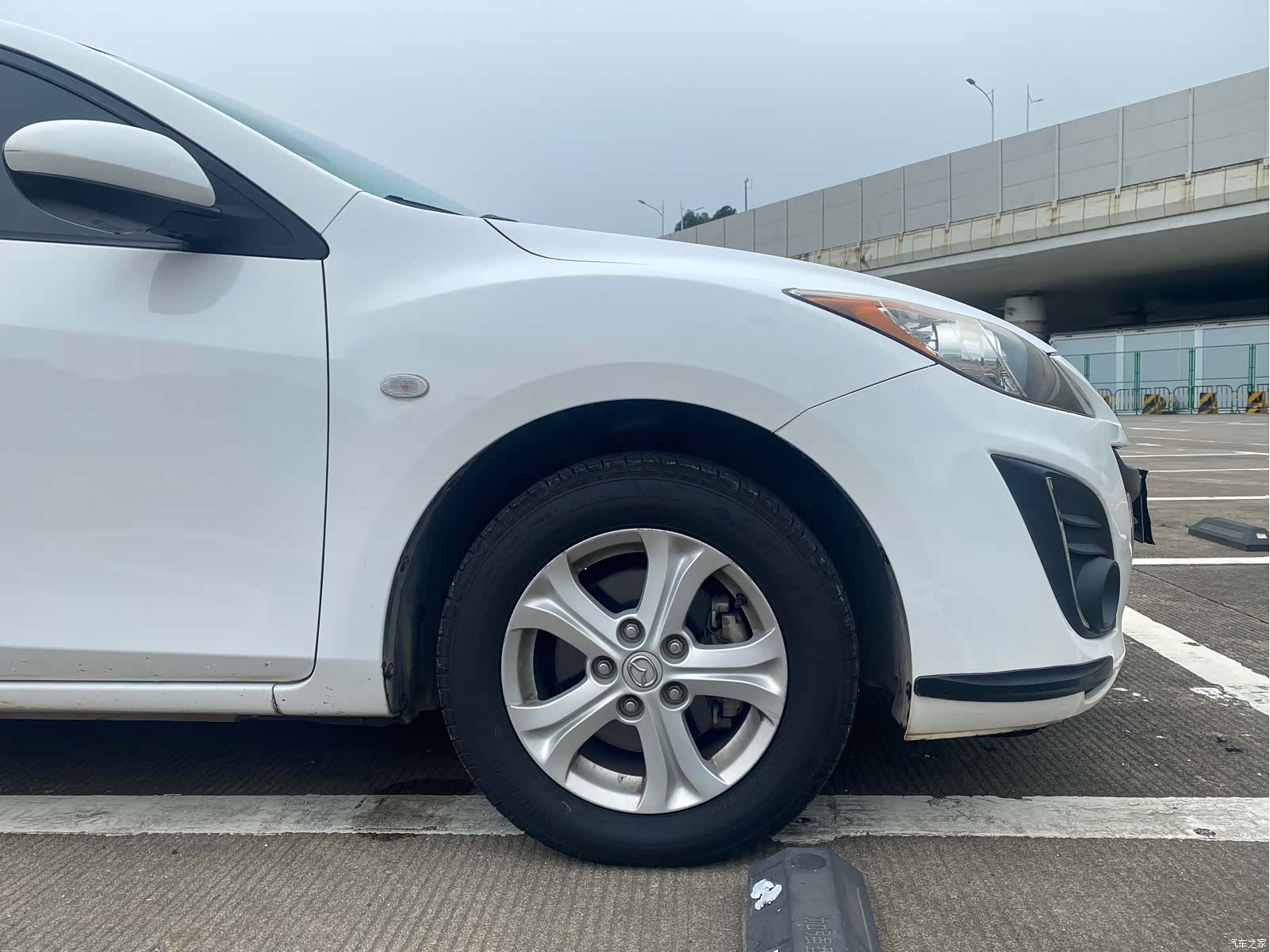 Mazda 3, 2015 8