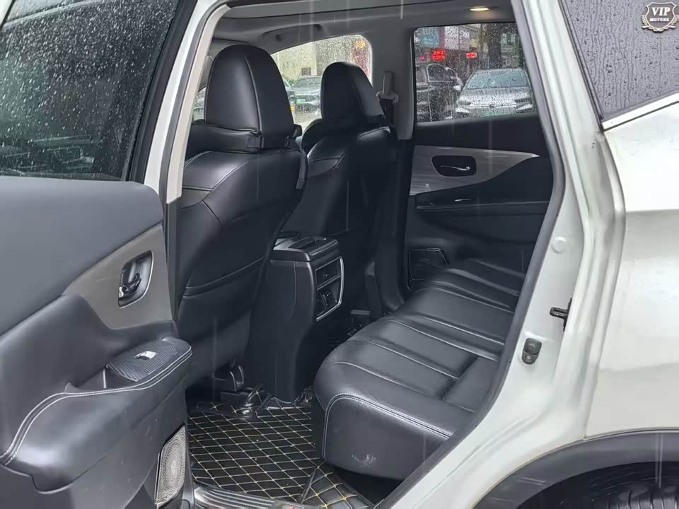 Nissan Loulan Nissan Loulan