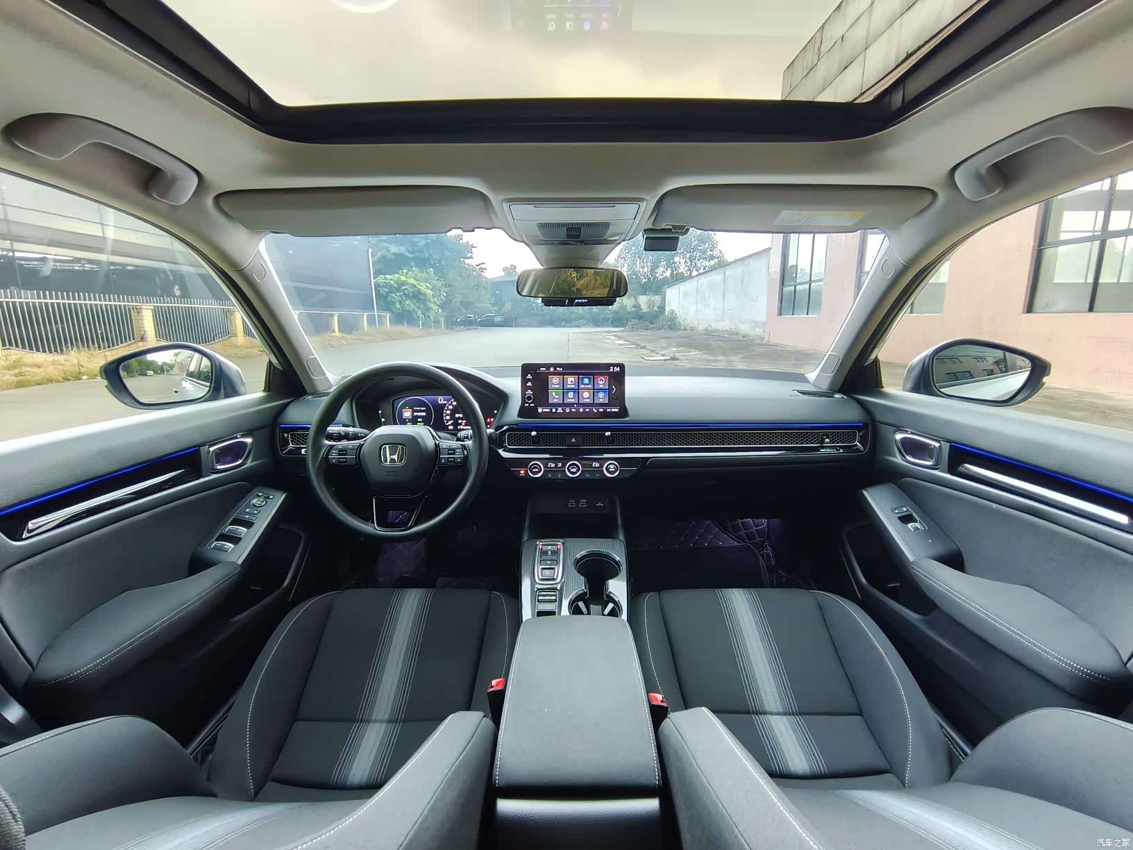 Honda Civic, 2025 13