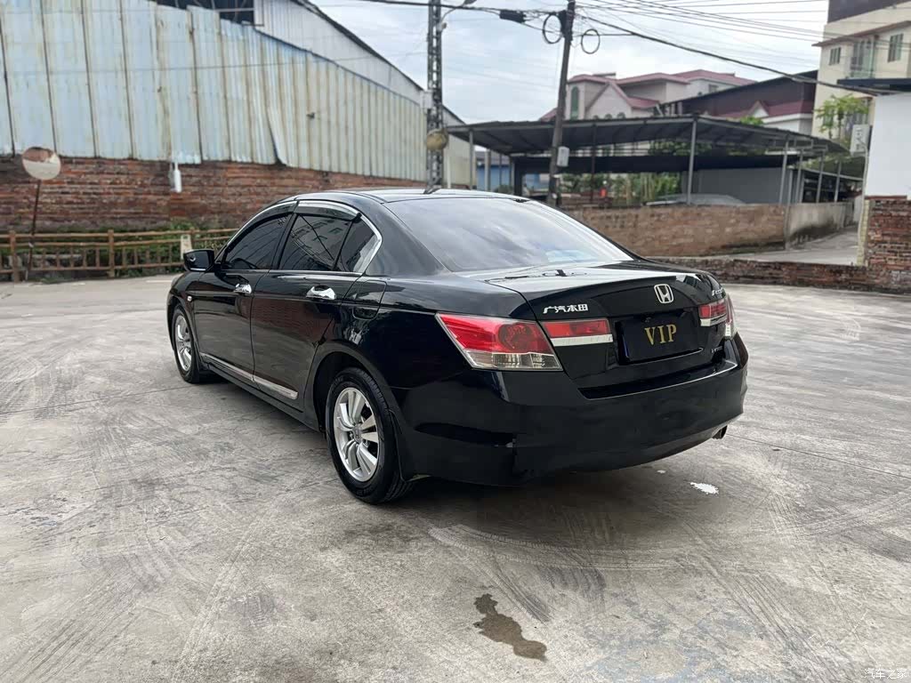 Honda Accord, 2011 4