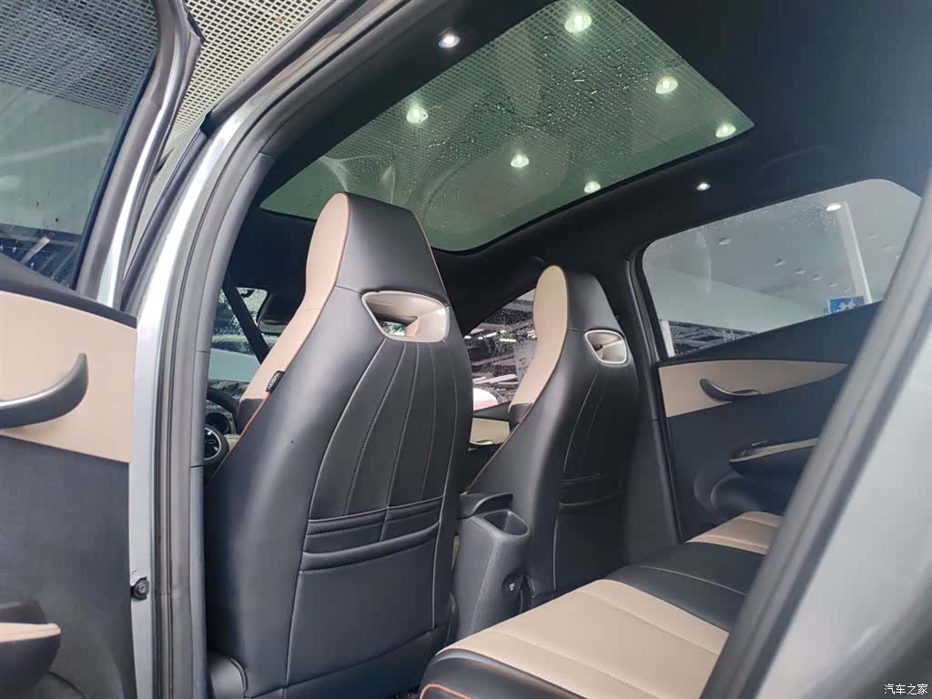 BYD Dolphin, 2024 18