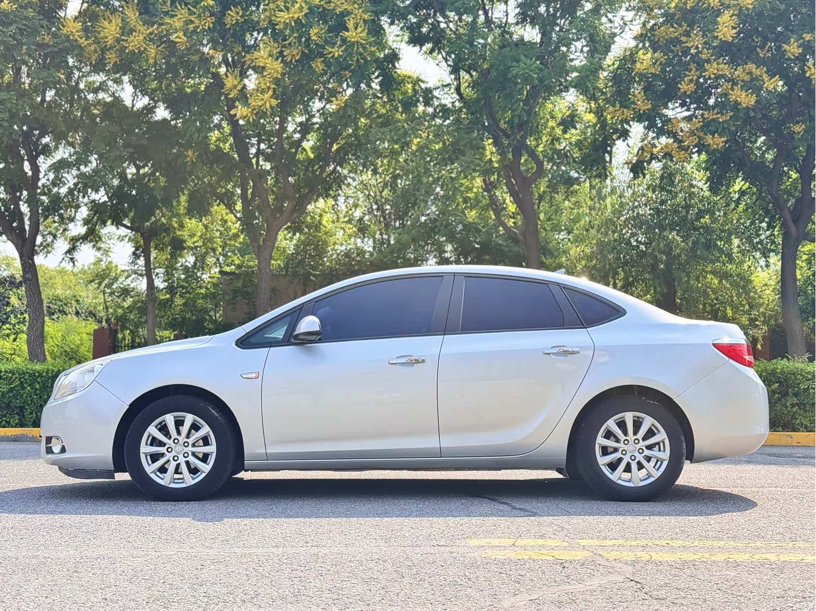 Buick GT, 2011 4