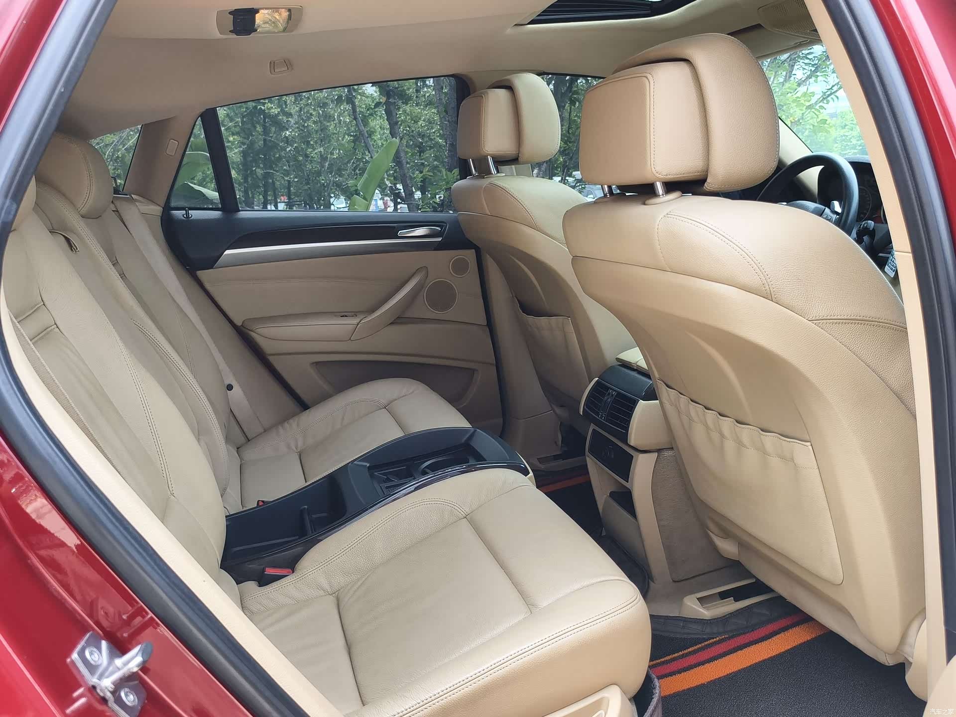 BMW X6, 2010 10