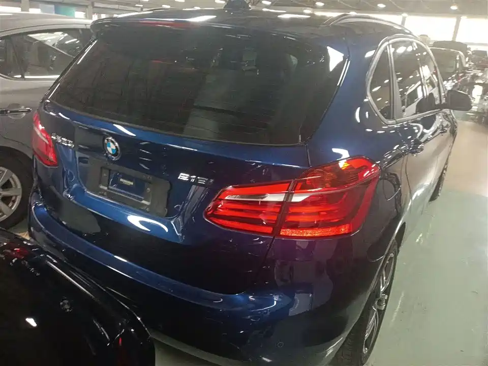 BMW 2 series station wagon