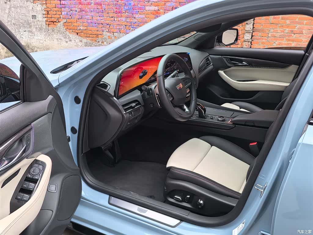 Cadillac CT5, 2025 9