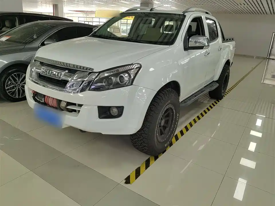 Isuzu D-MAX