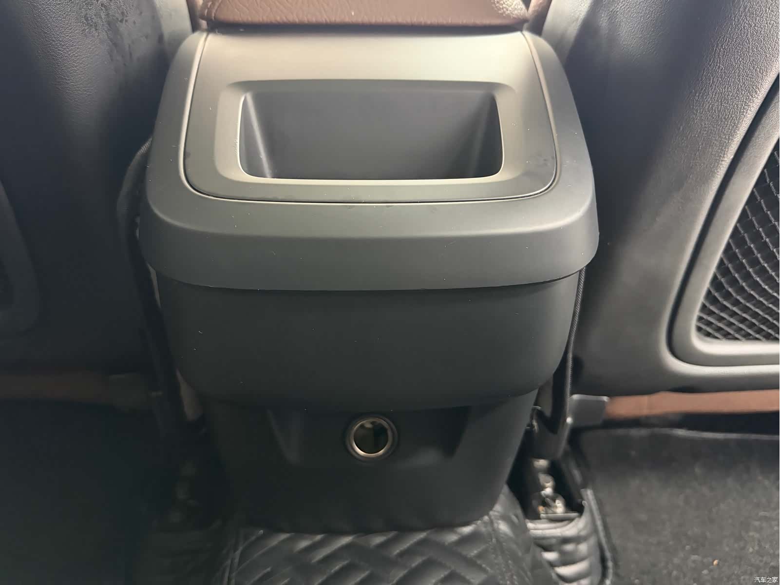 Volvo XC60, 2019 7