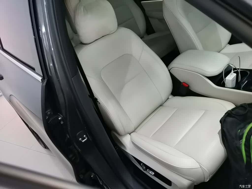 Li Auto ONE, 2023 25