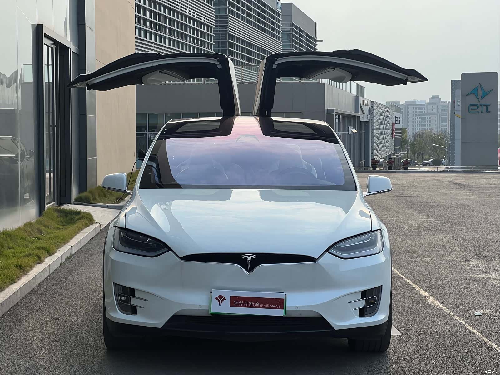 Tesla Model X, 2017 18