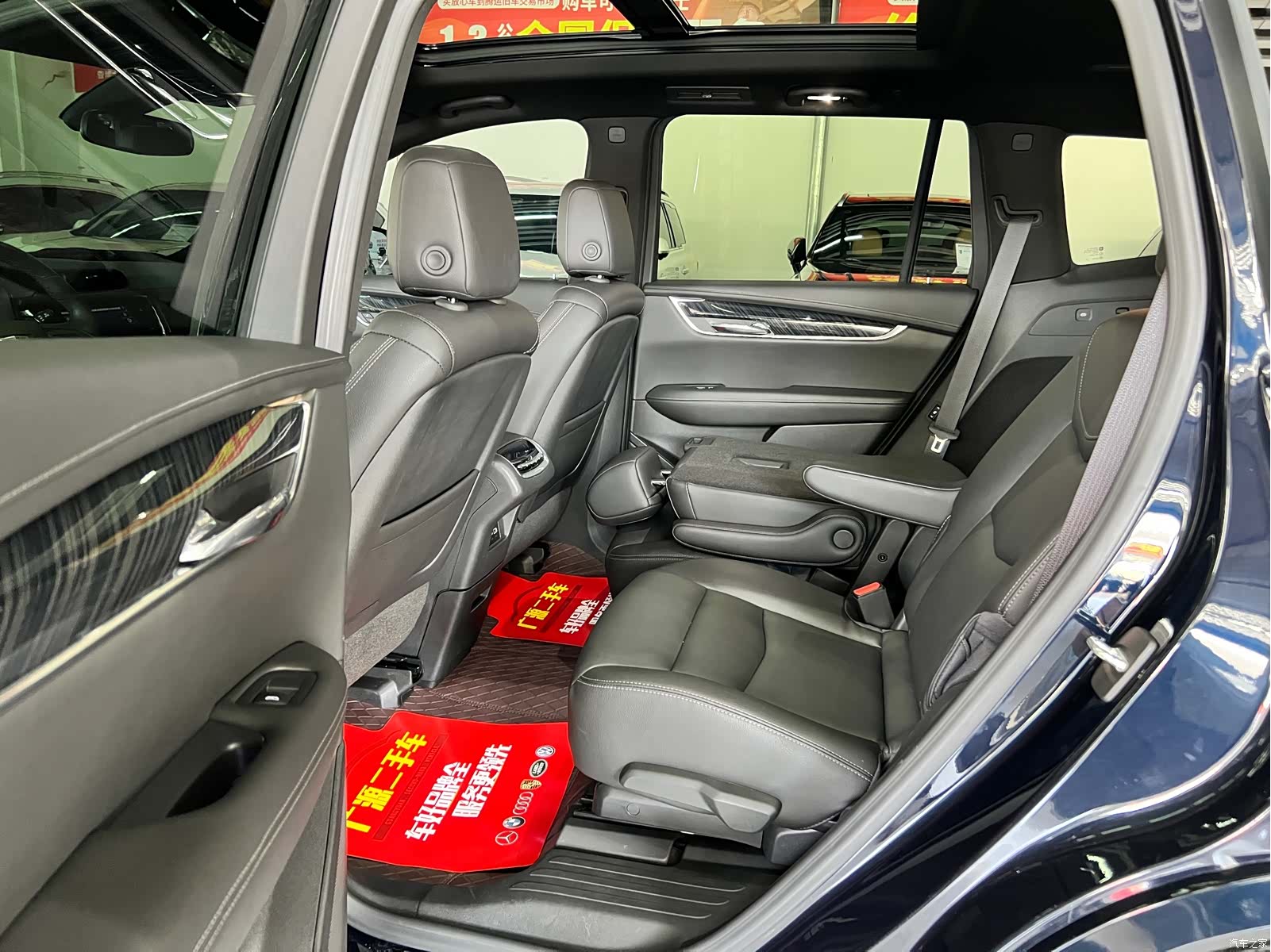 Cadillac XT6, 2022 8