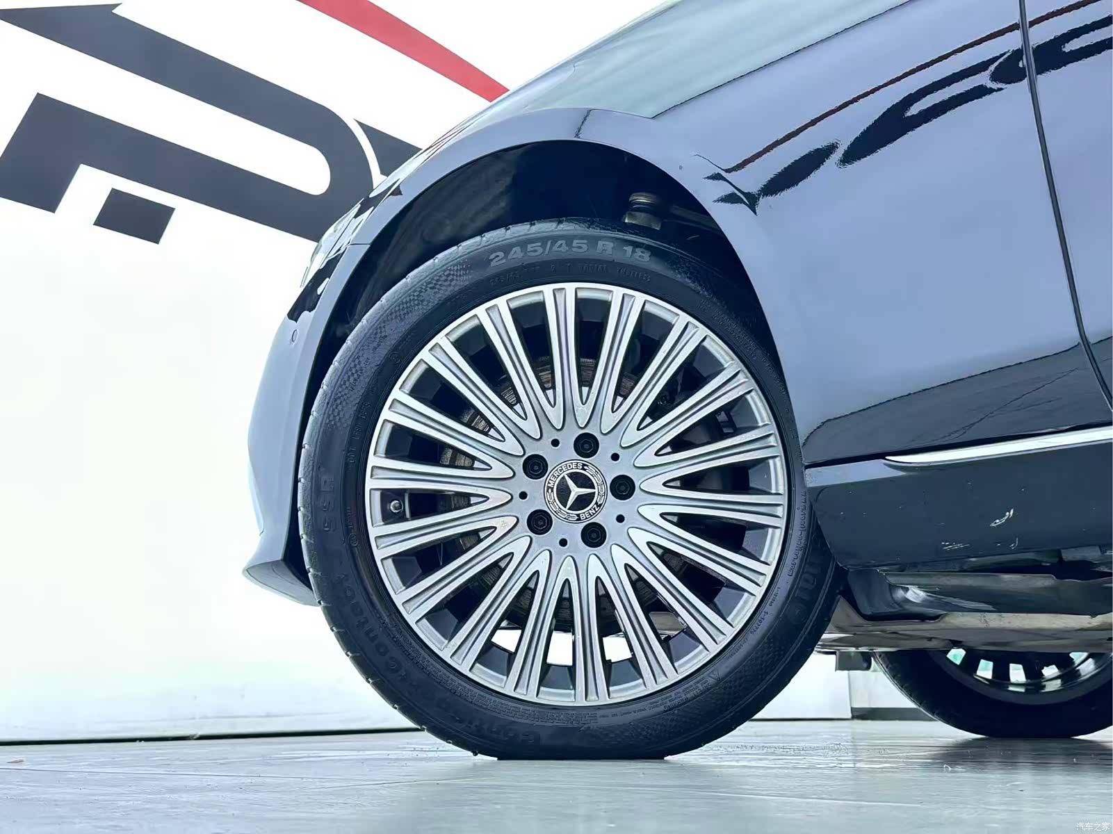Mercedes-Benz E-Class, 2022 20