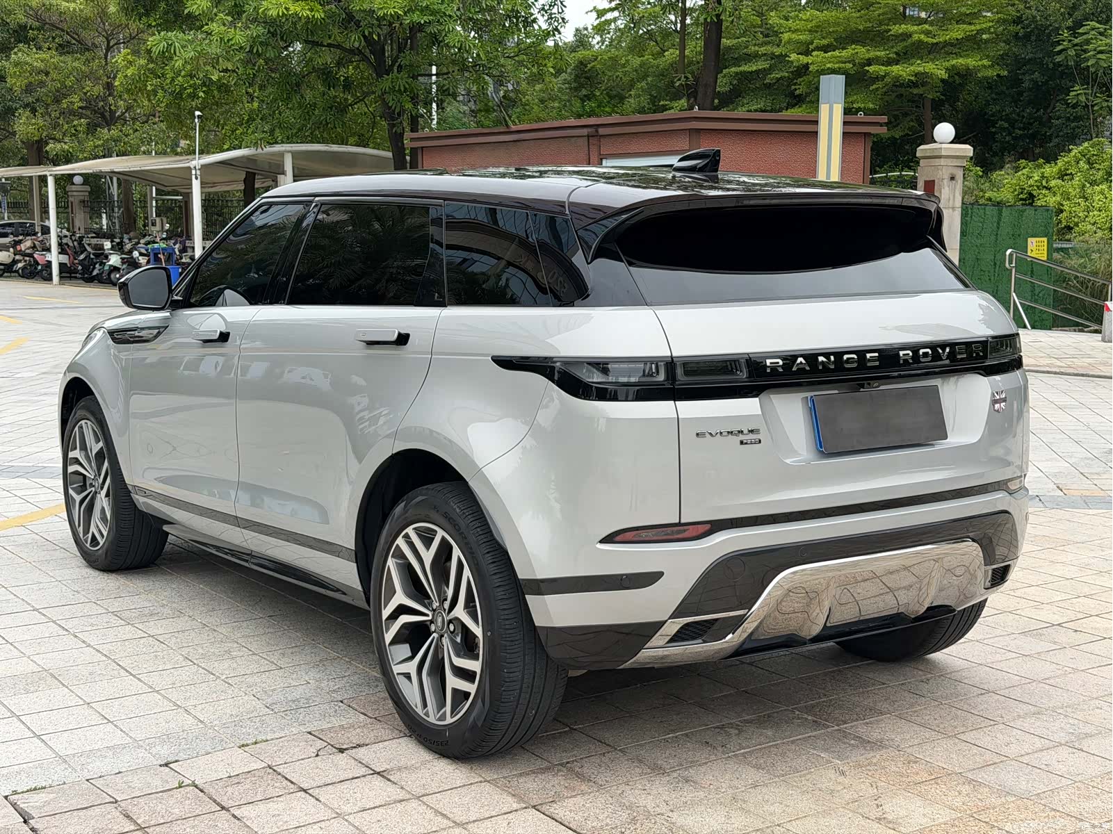 Land Rover Range Rover, 2022 9