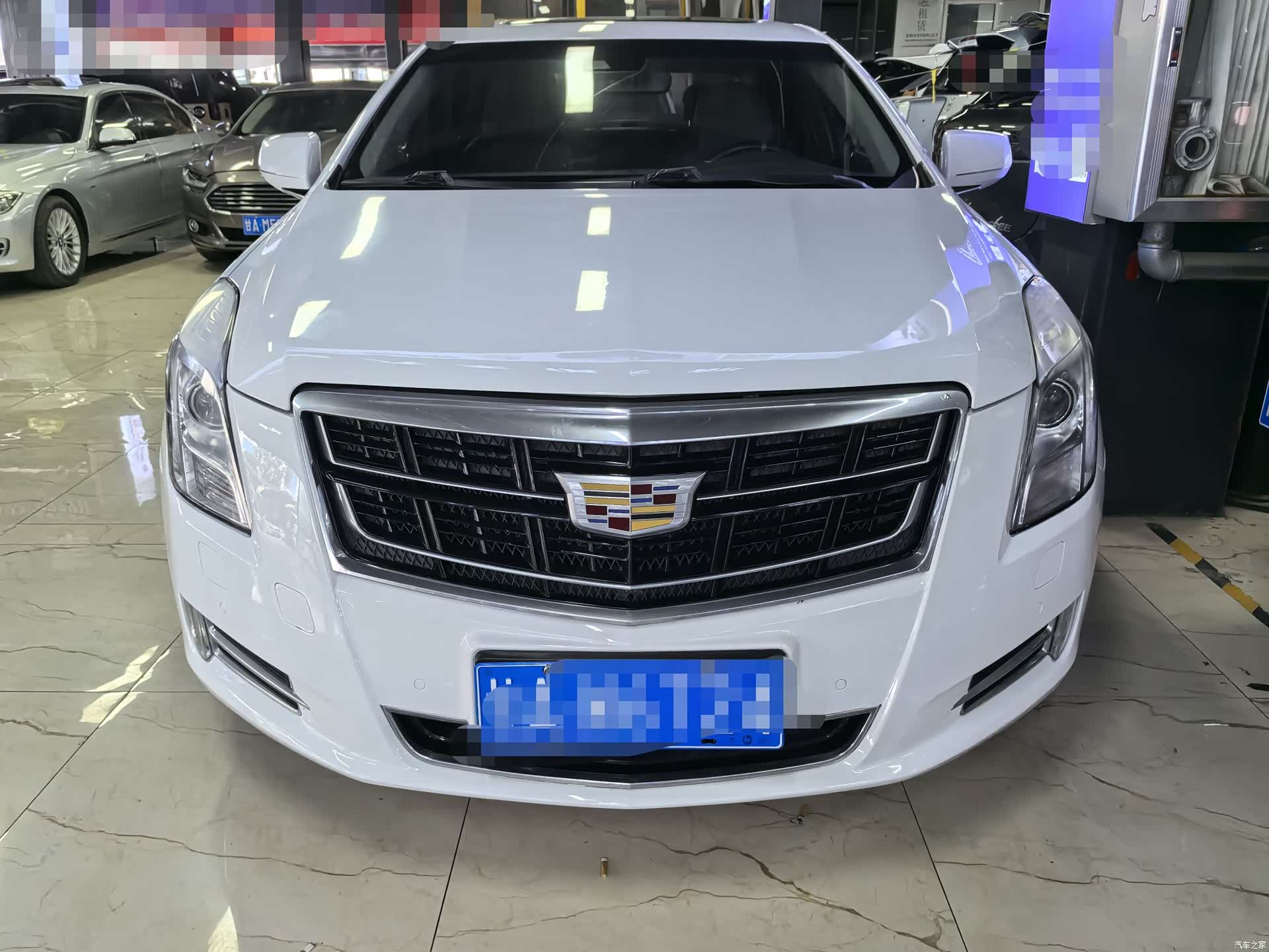 Cadillac XTS, 2017 2