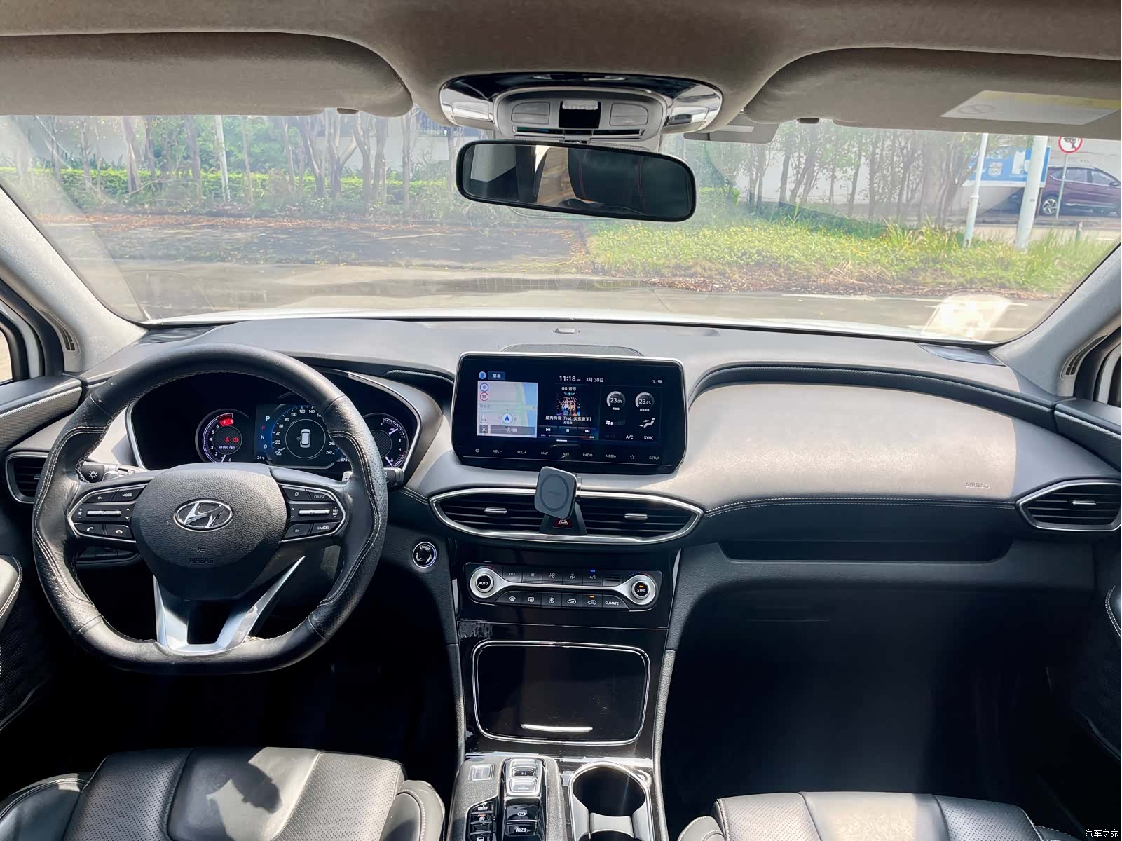 Hyundai Santa Fe, 2019 10