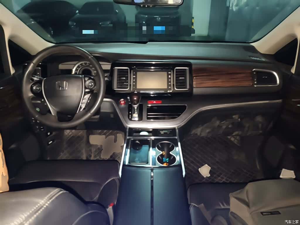 Honda Elysion, 2019 10