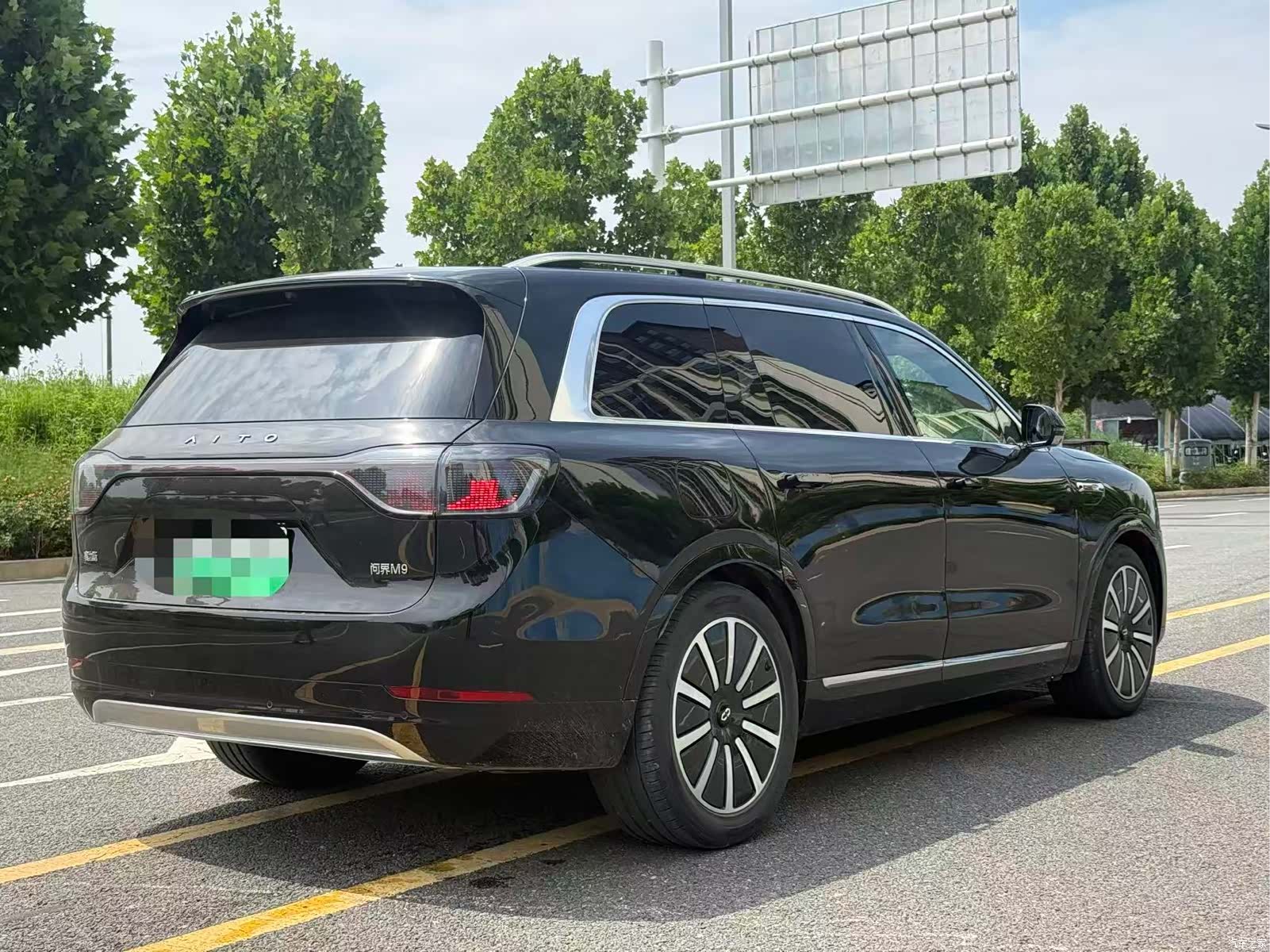 AITO M9, 2024 8