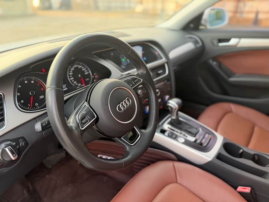 Audi A4L 2016, фото 6