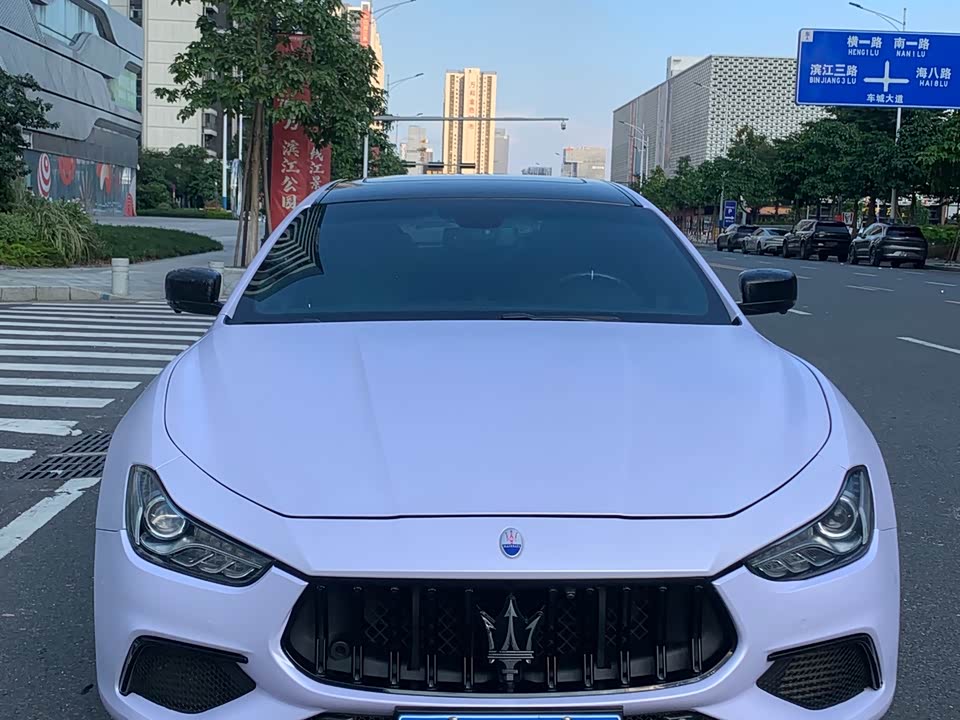 Maserati Ghibli