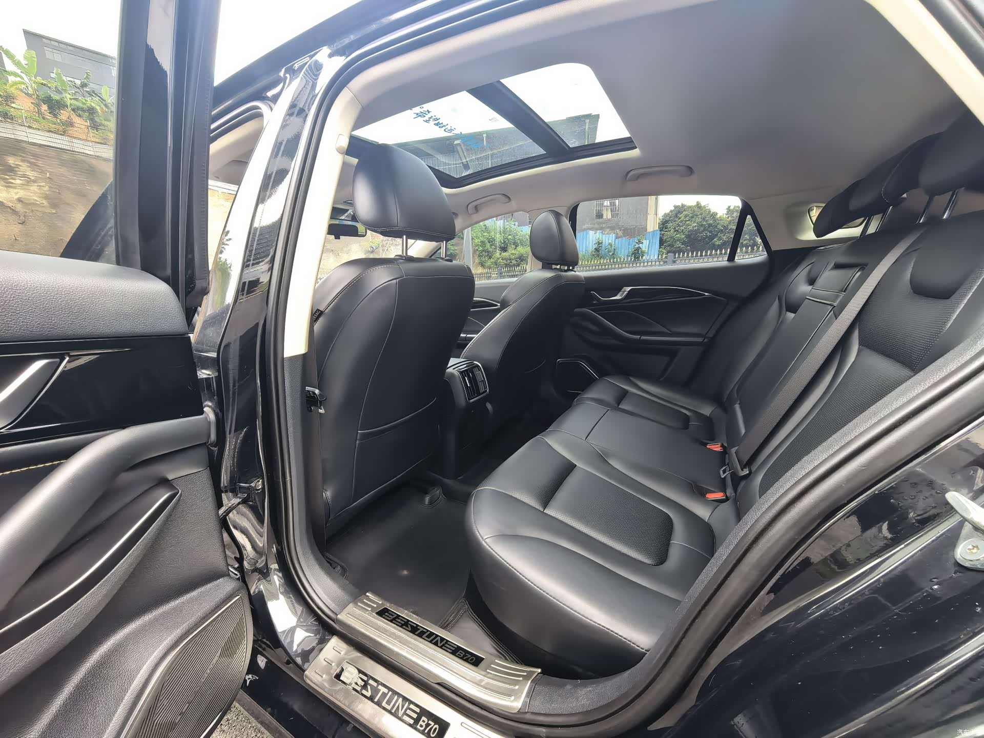 Bestune B70, 2021 7