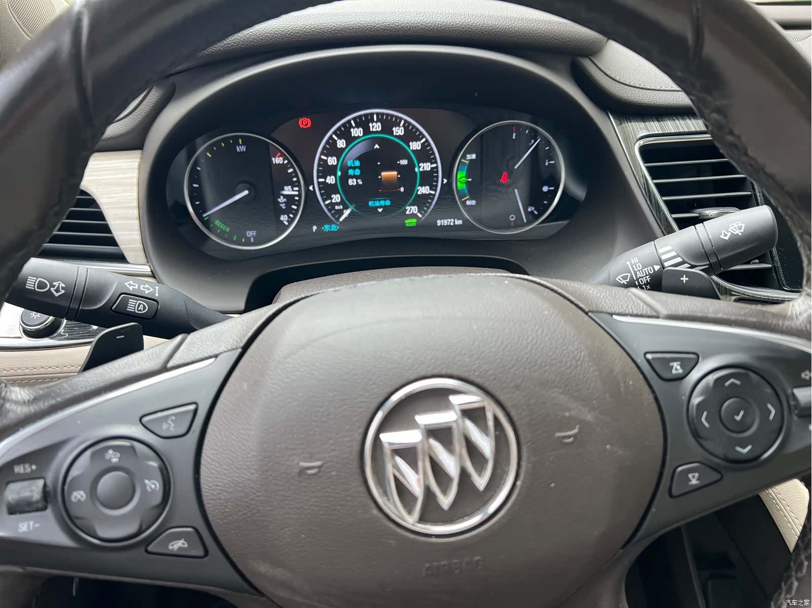 Buick LaCrosse, 2017 16
