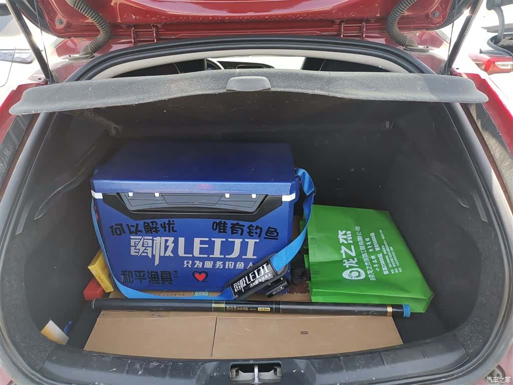 Volvo V40, 2018 15