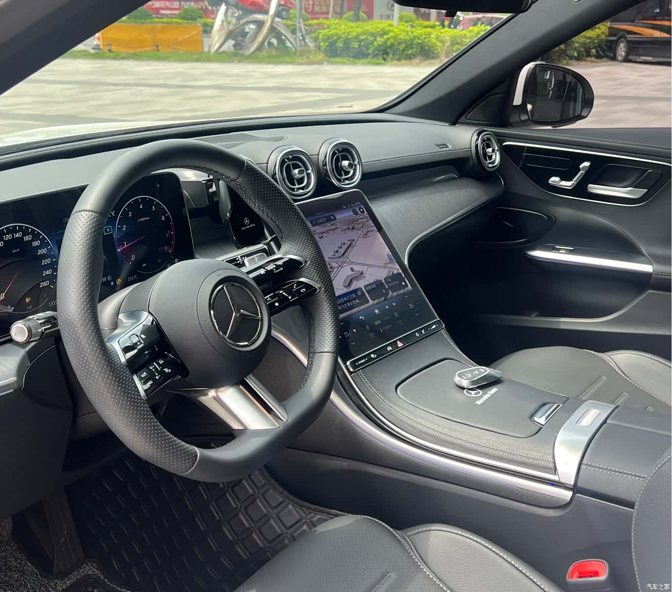 Mercedes-Benz C-Class, 2023 19