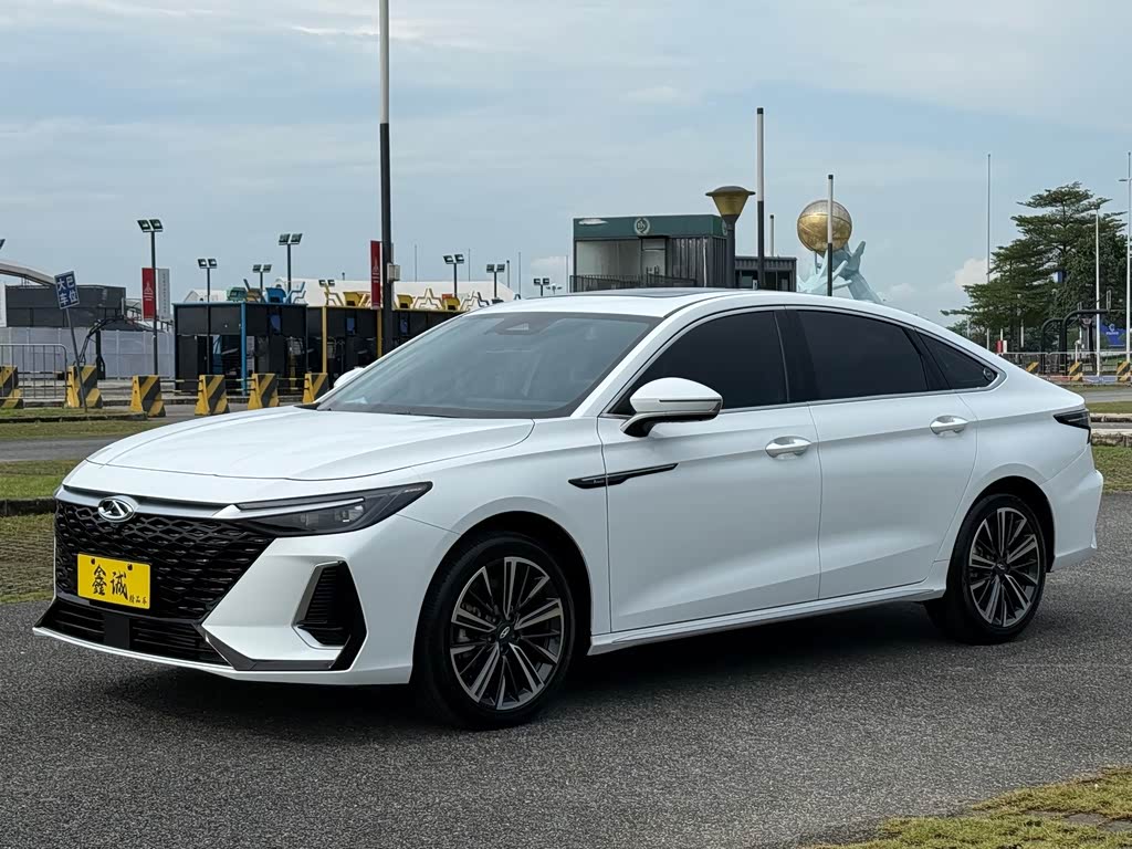 Chery Arrizo 8
