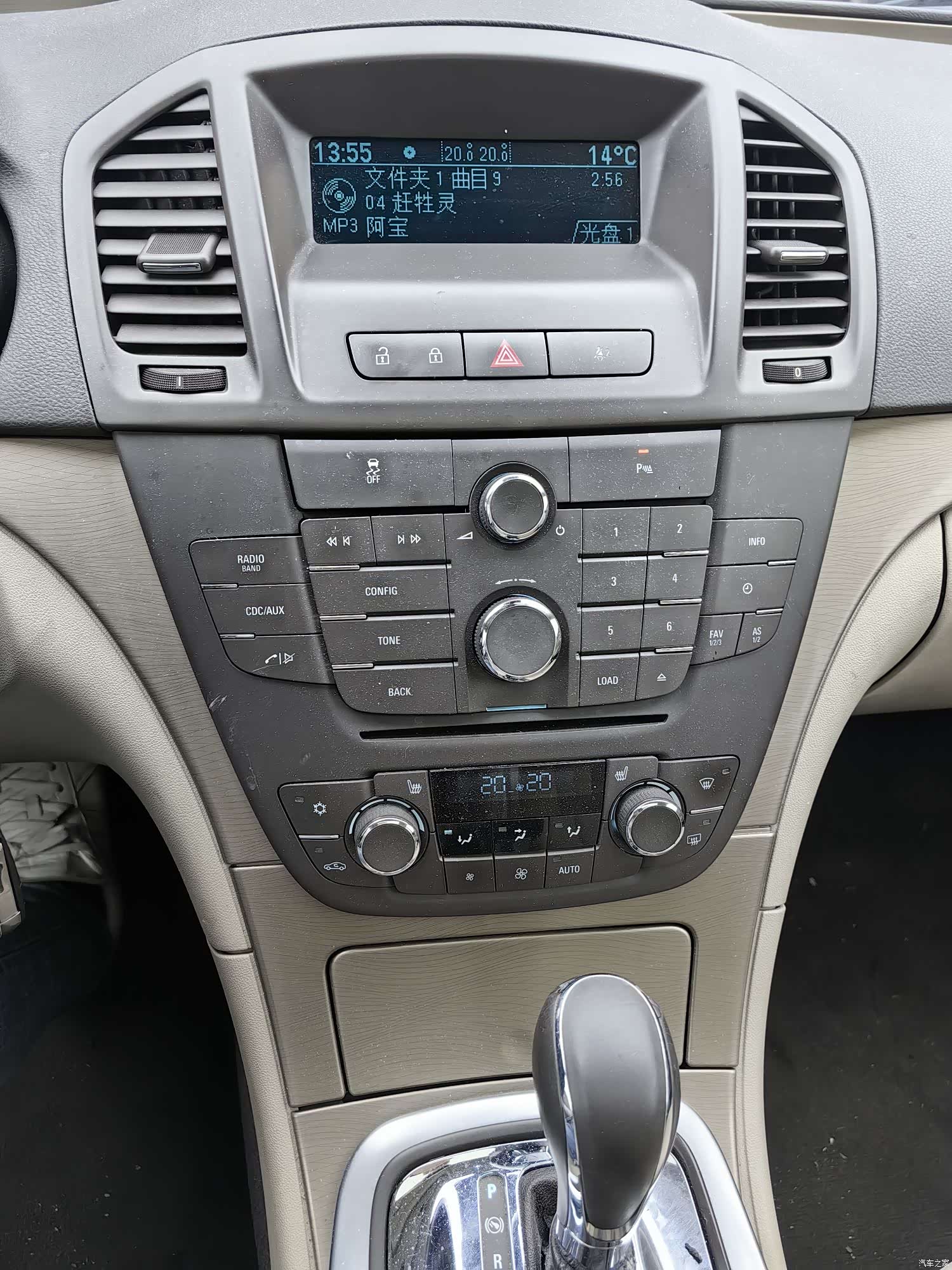 Buick Regal, 2011 12