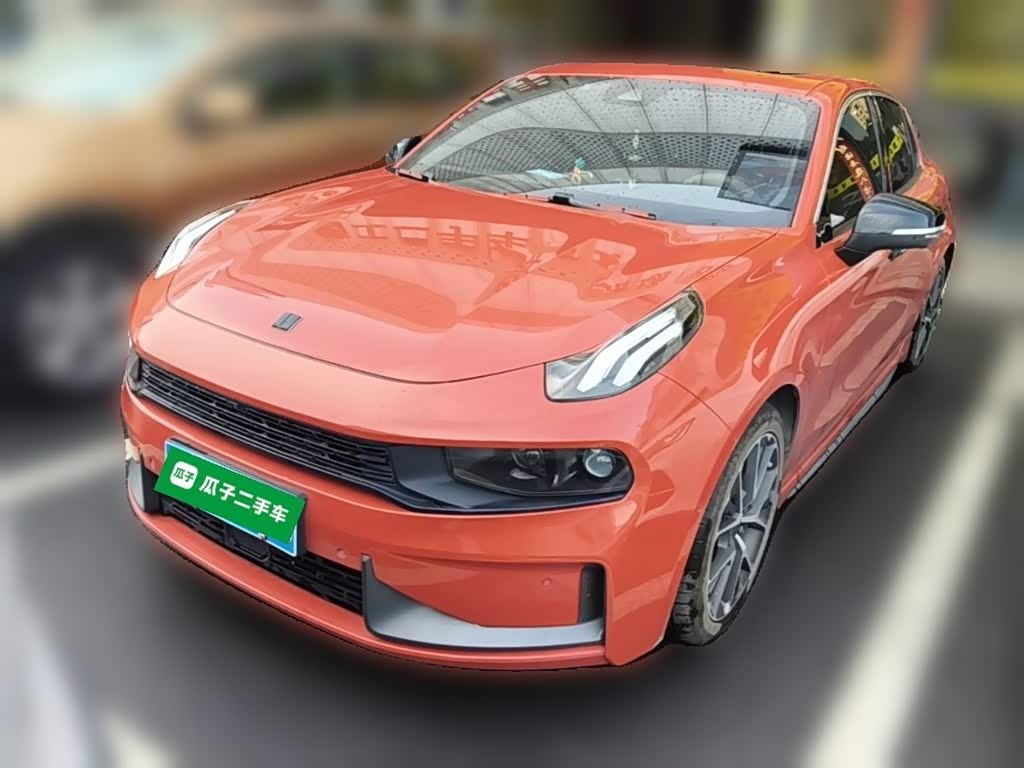 Lynk & Co 03