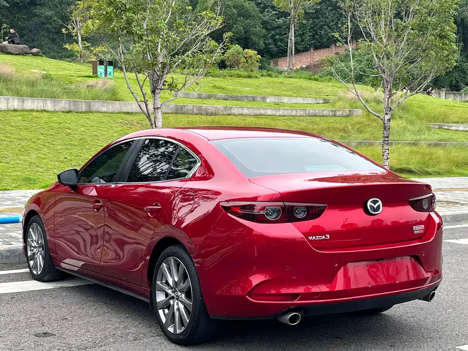 Mazda 3 Angkesaila