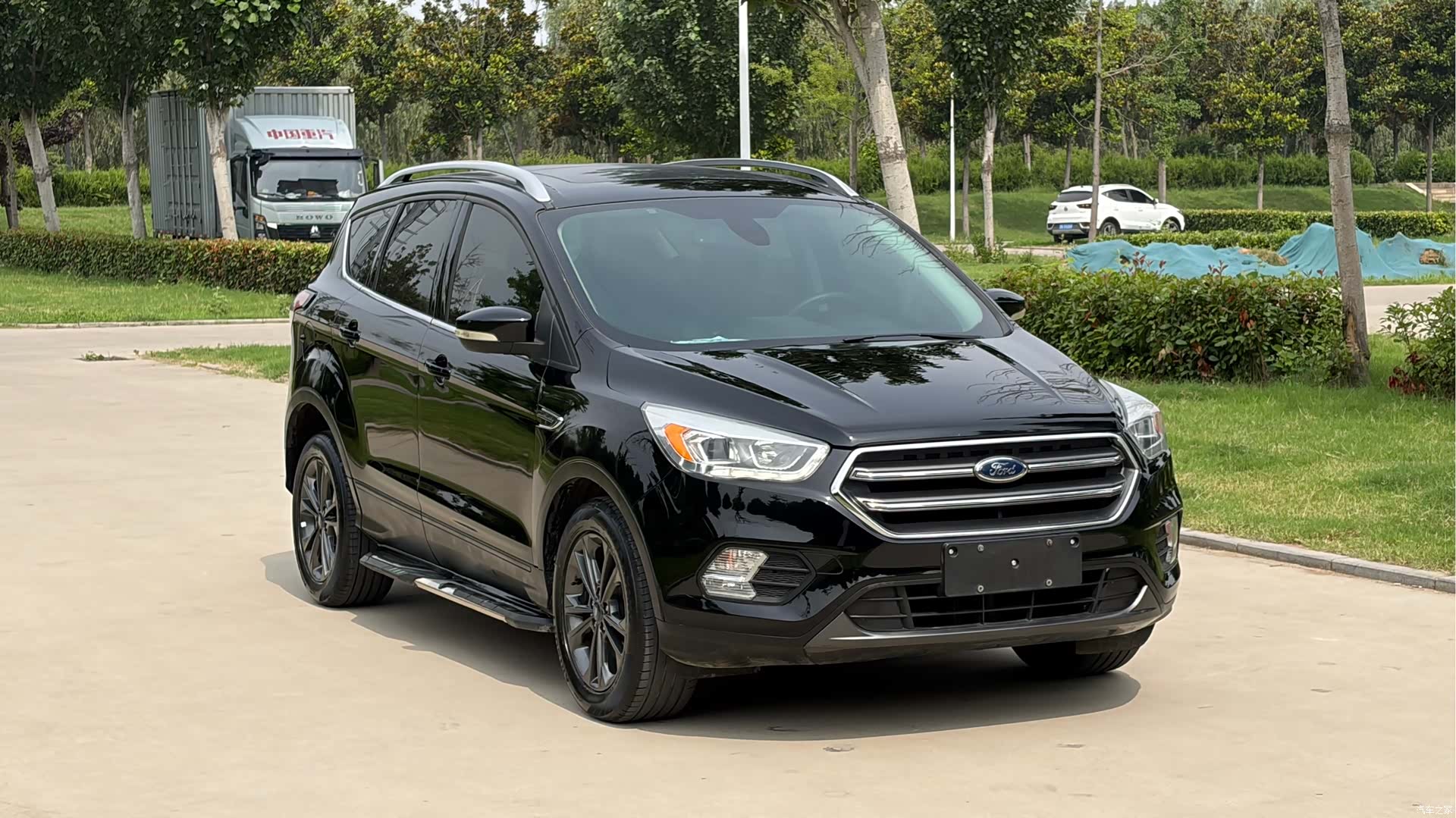 Ford Kuga, 2020 3