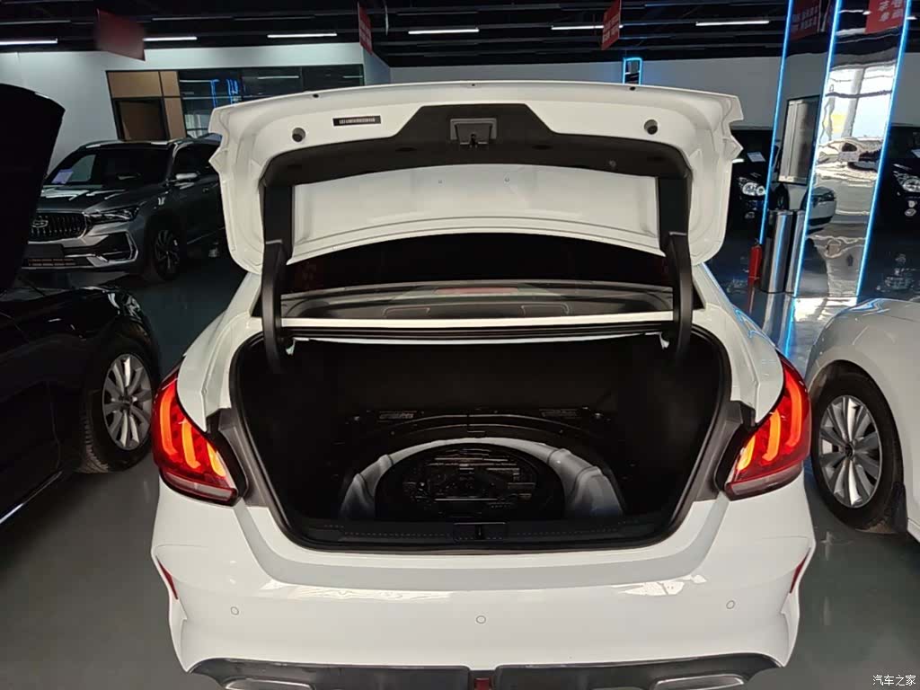 MG MG5, 2023 15