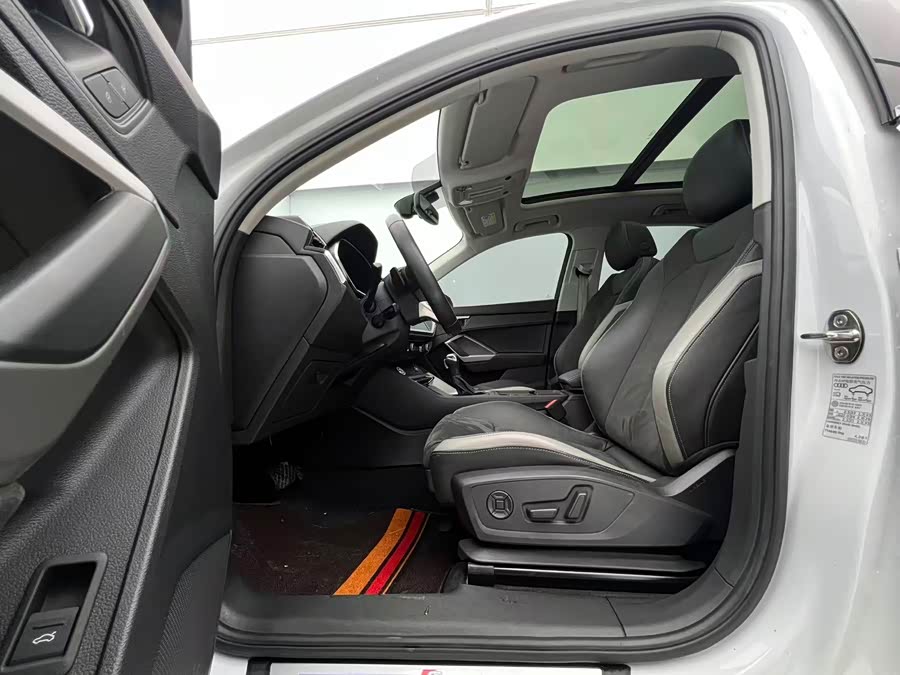 Audi Q3 2022, фото 19