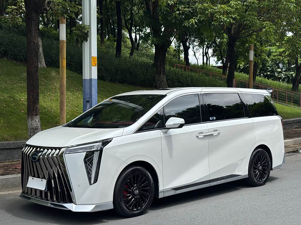 GAC M8
