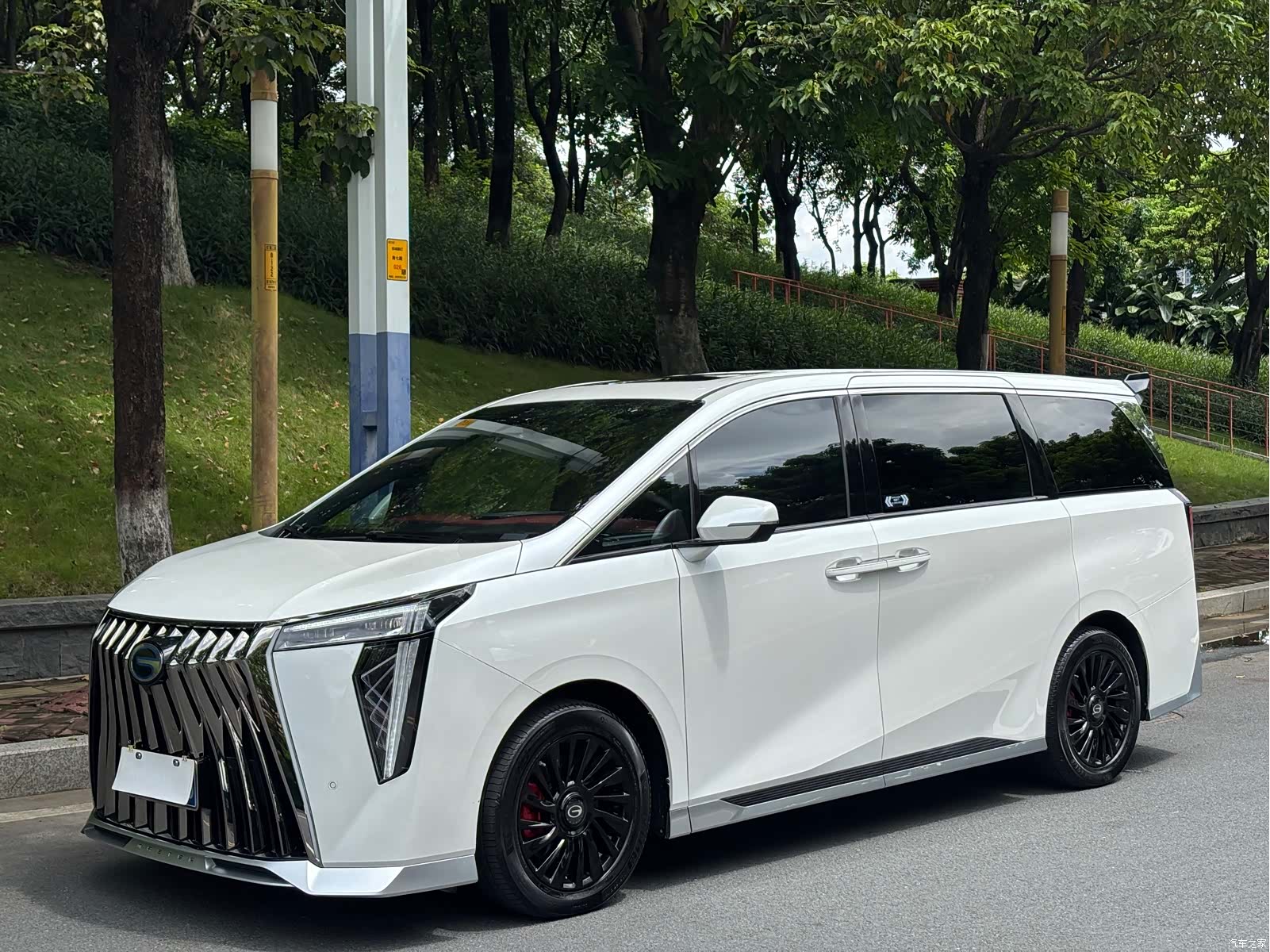 Trumpchi M8, 2023 1