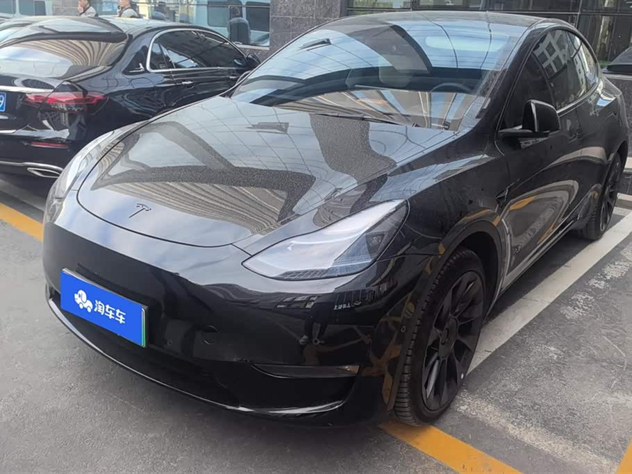 Tesla Model Y Tesla Model Y