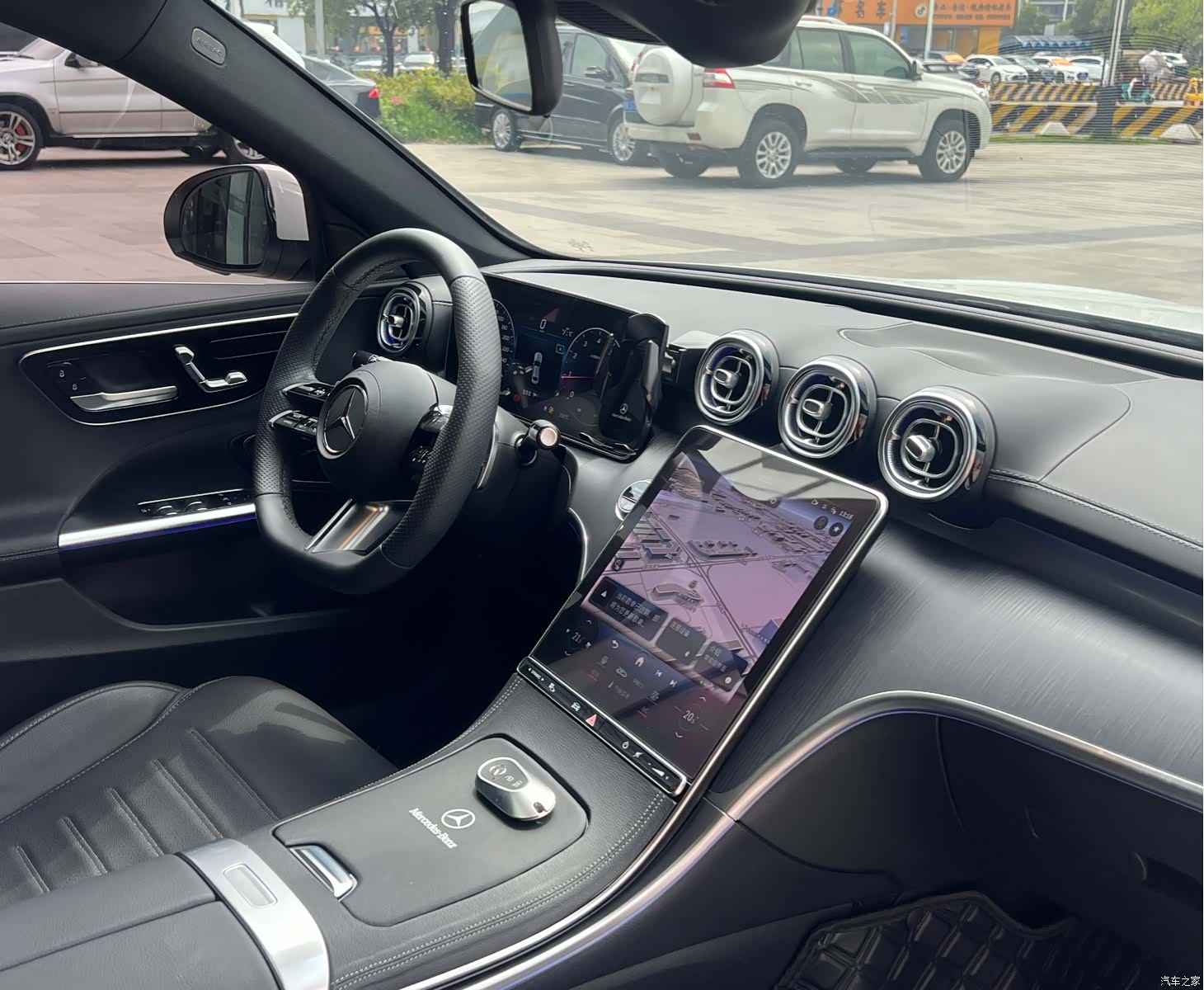 Mercedes-Benz C-Class, 2023 11