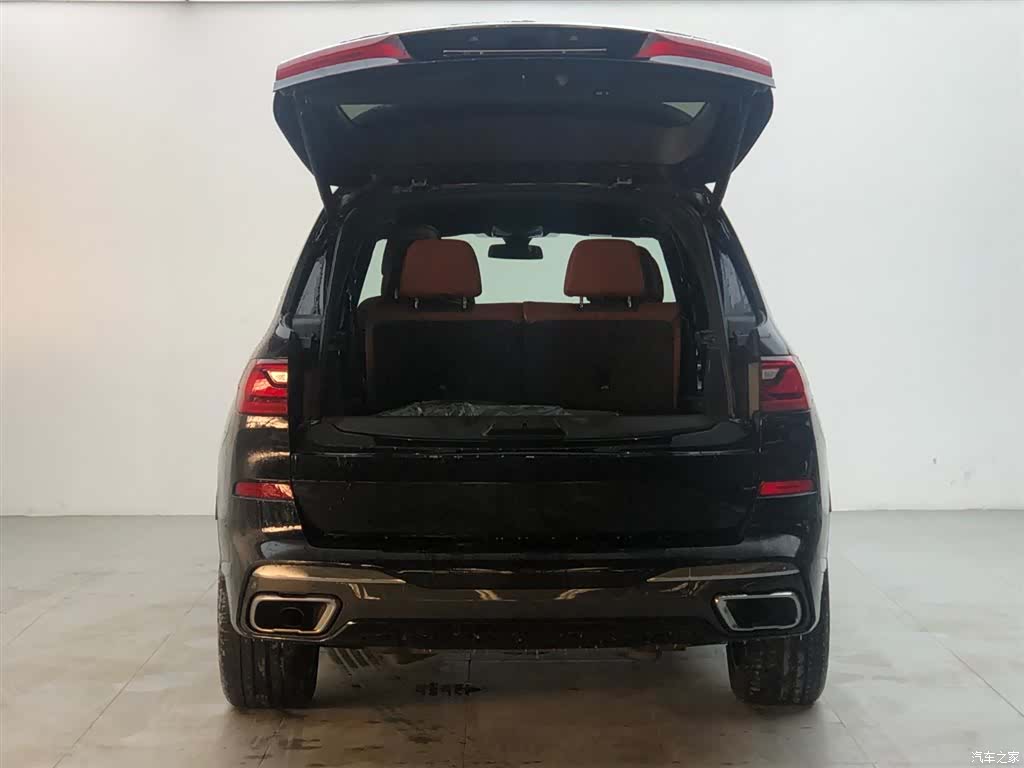 BMW X7, 2021 6