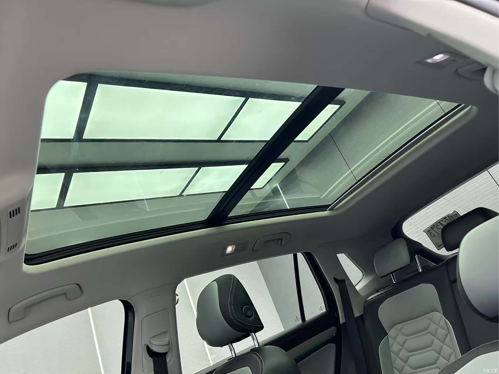 Volkswagen Tayron, 2023 16
