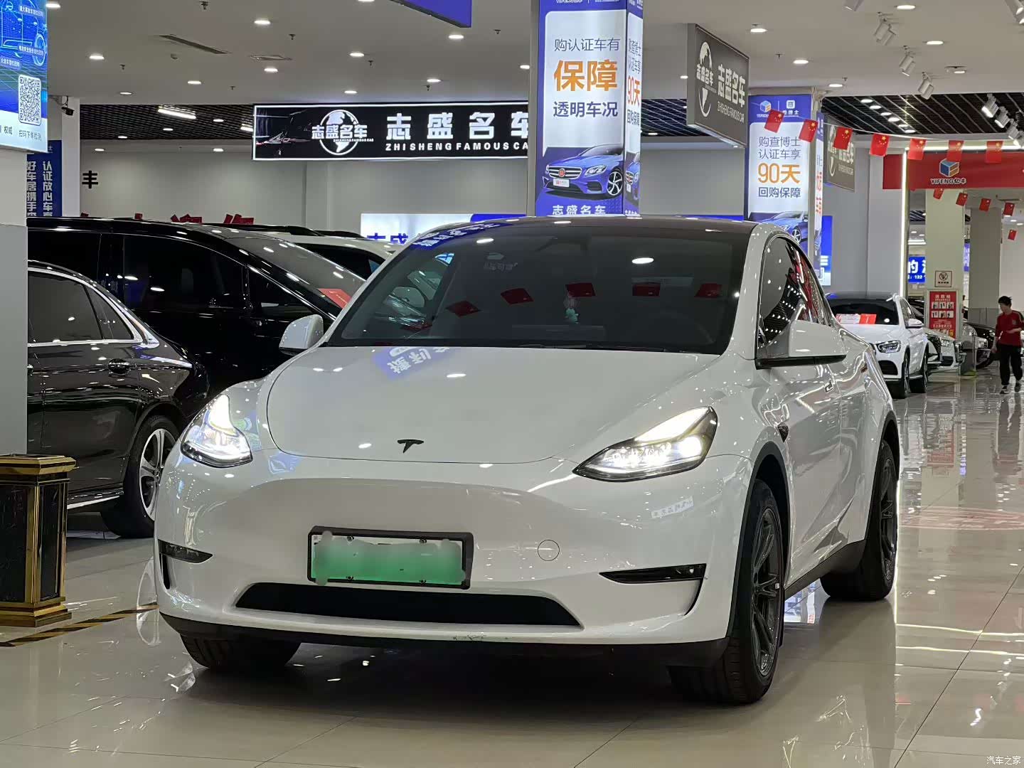 Tesla Model Y, 2024 1