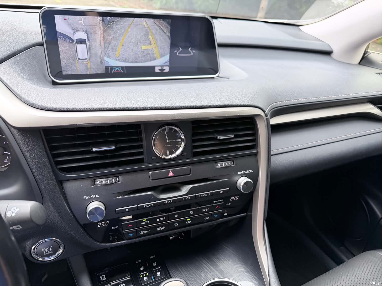 Lexus RX, 2017 10