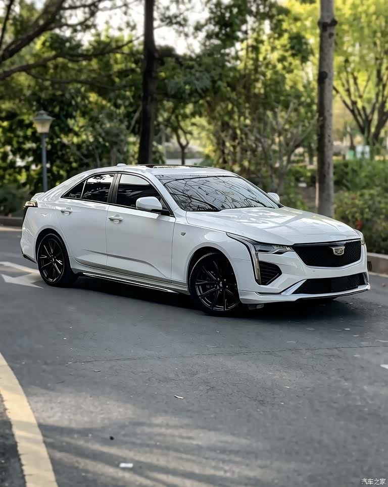 Cadillac CT4, 2021 3