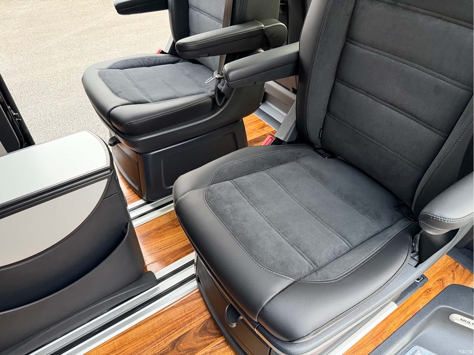 Volkswagen 7, 2017 18
