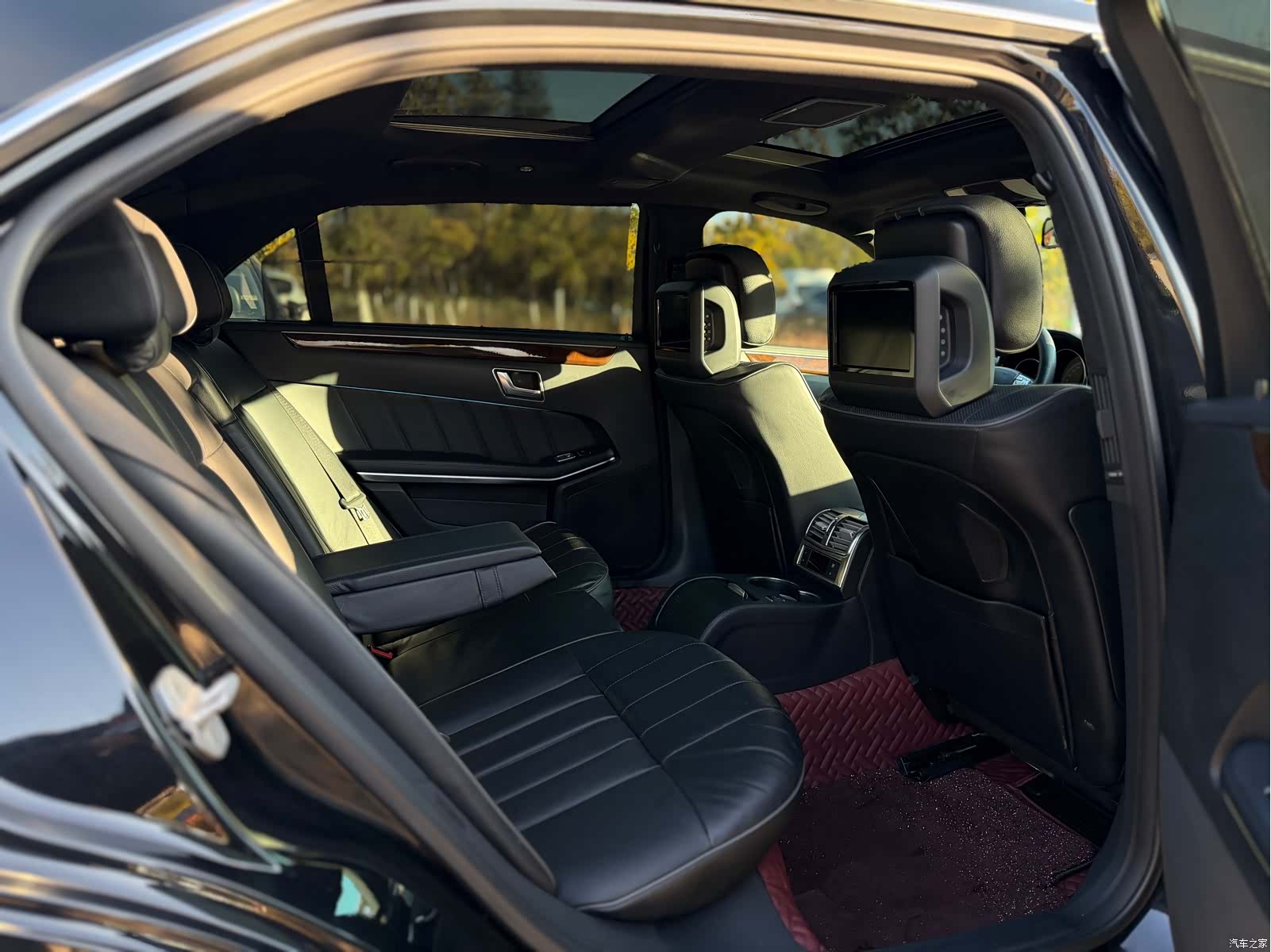 Mercedes-Benz E-Class, 2015 15