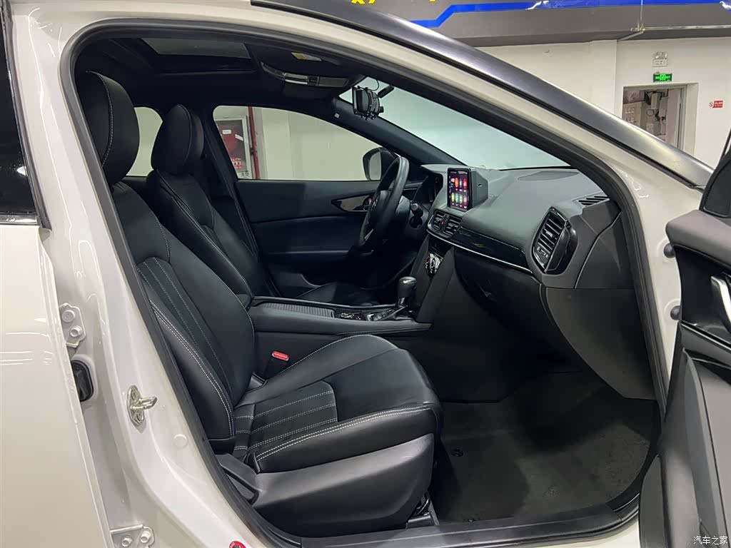 Mazda CX-4, 2022 17
