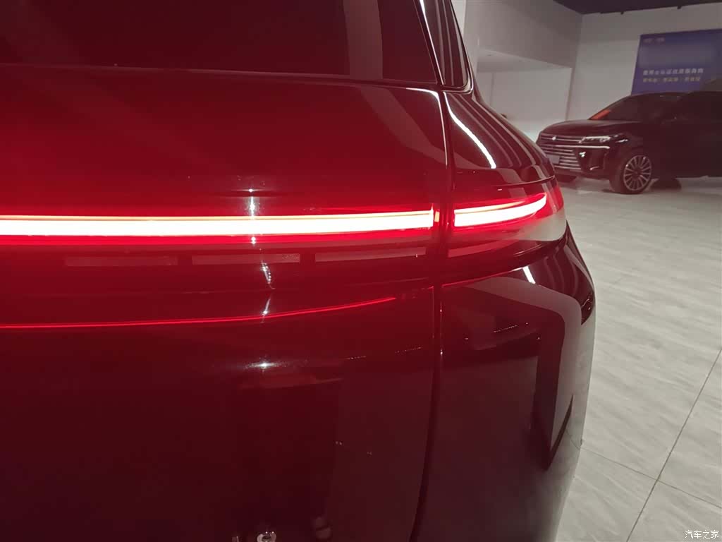 Li Auto L8, 2023 8