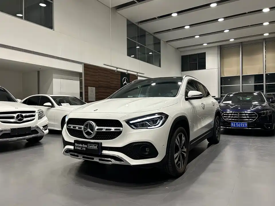 Mercedes-Benz GLA