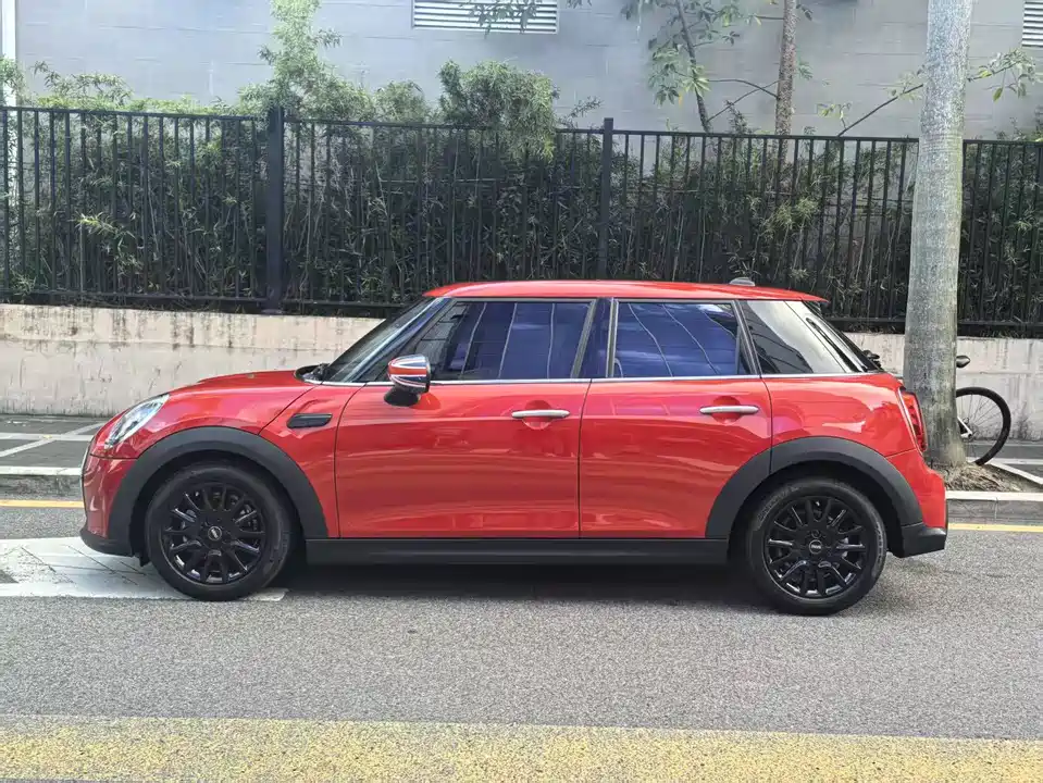 MINI MINI